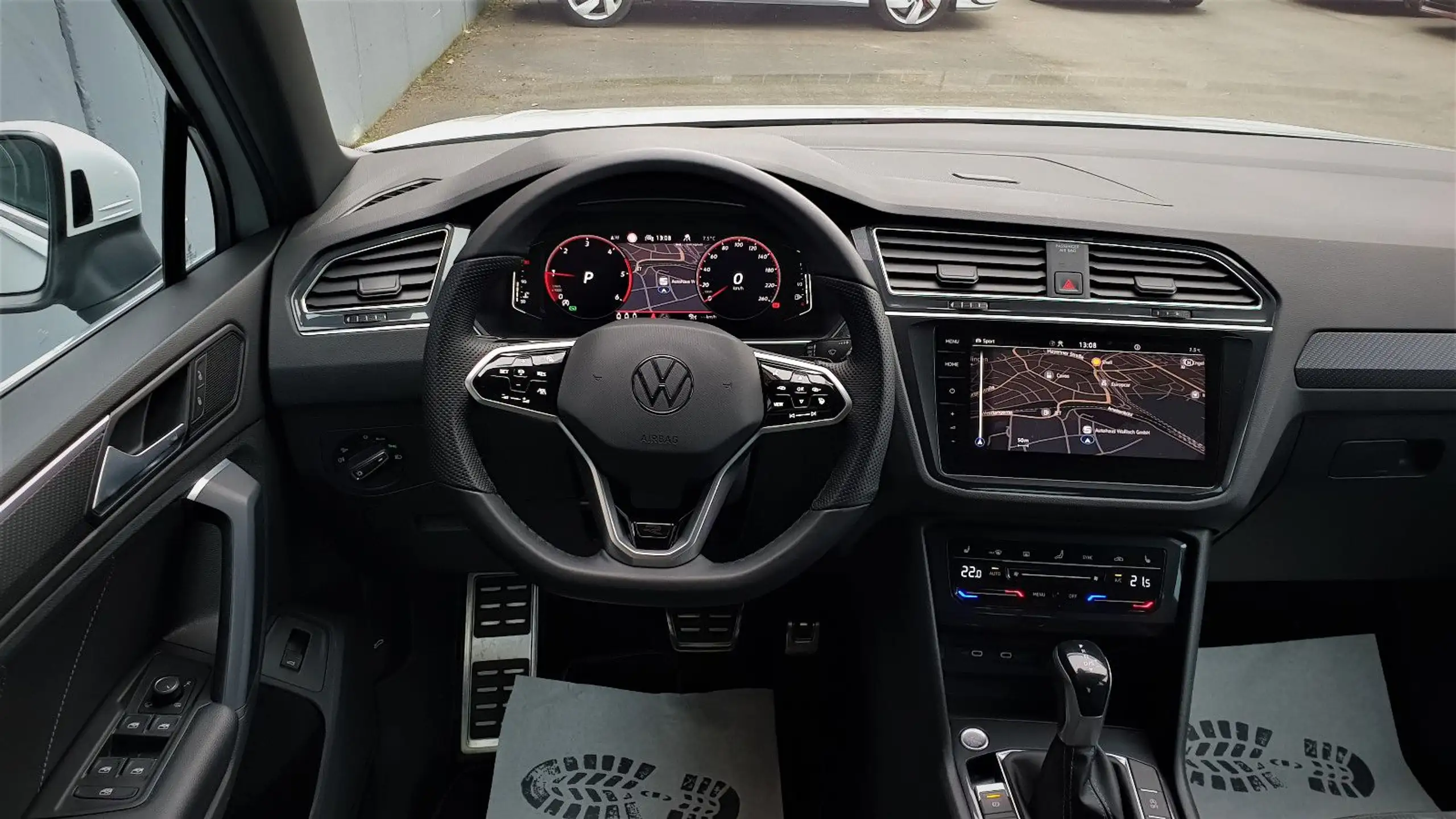 Volkswagen - Tiguan