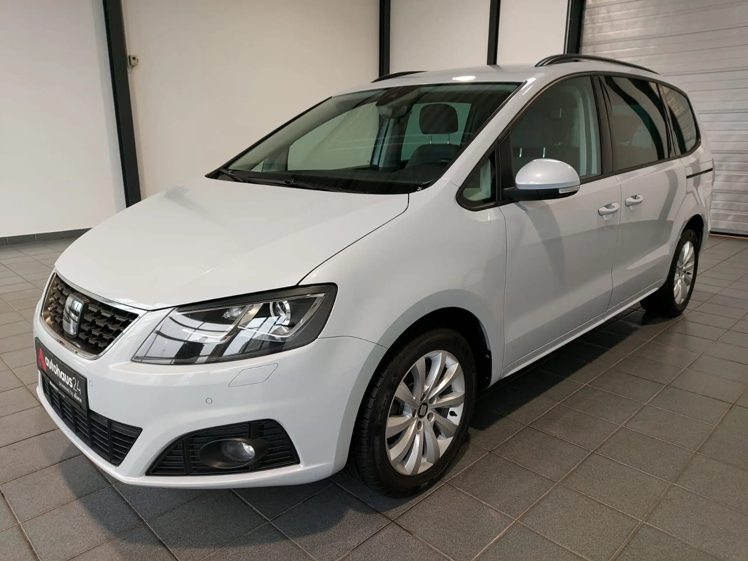 SEAT - Alhambra