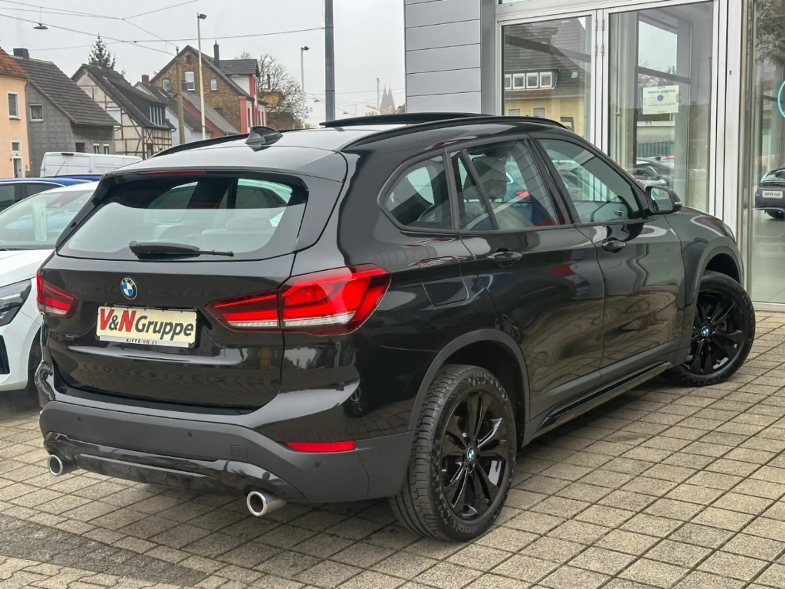 BMW - X1