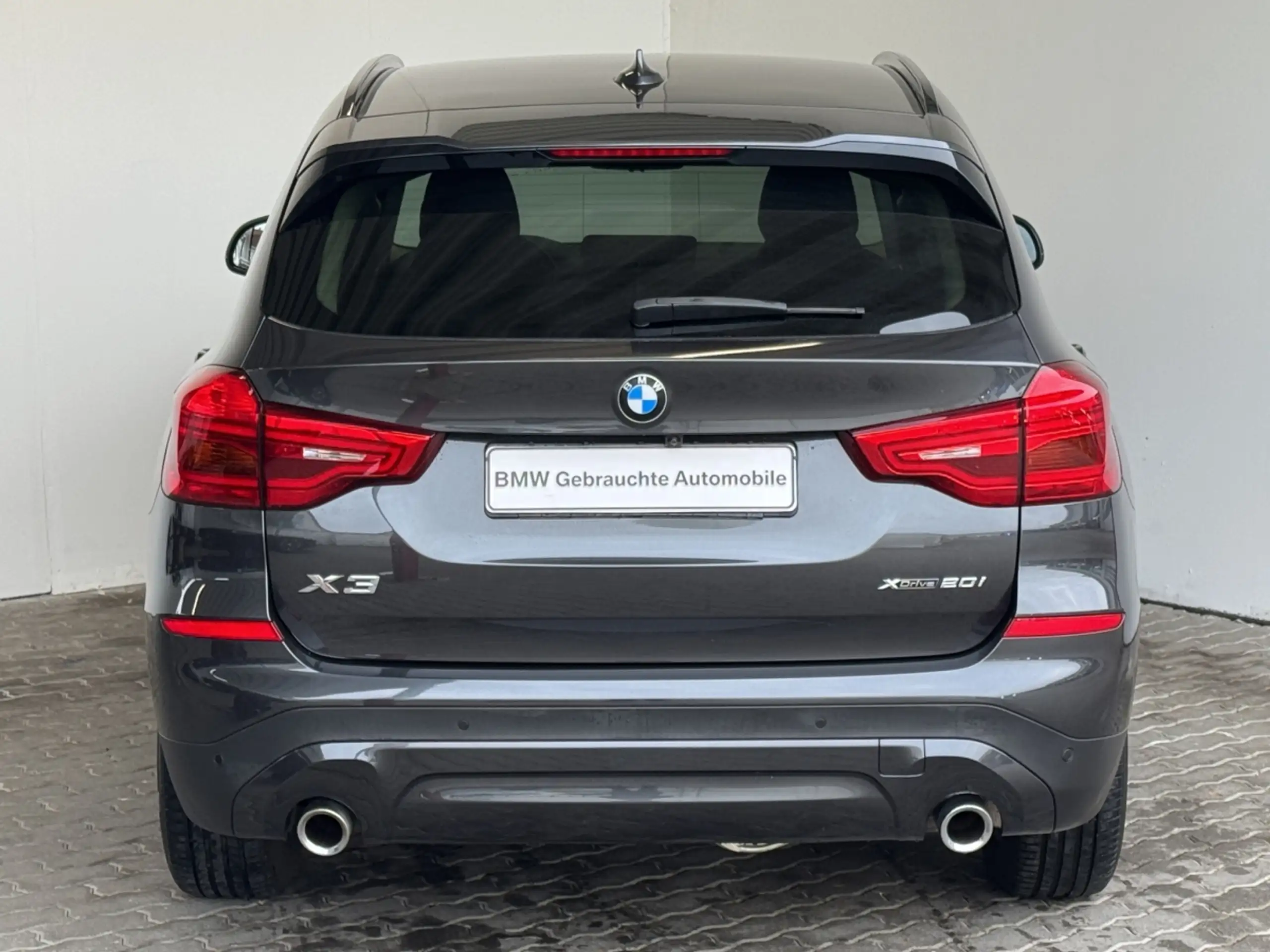 BMW - X3