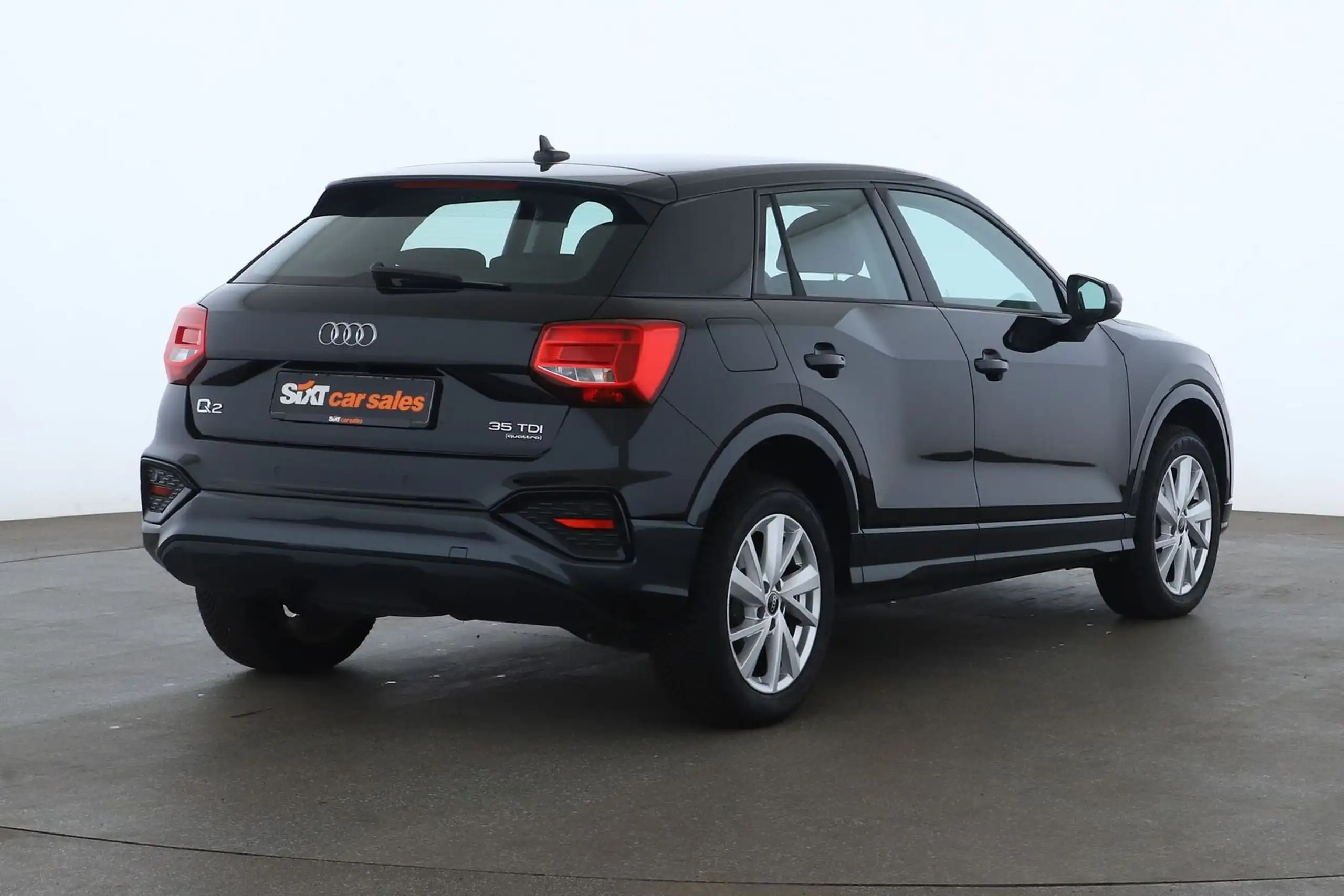 Audi - Q2