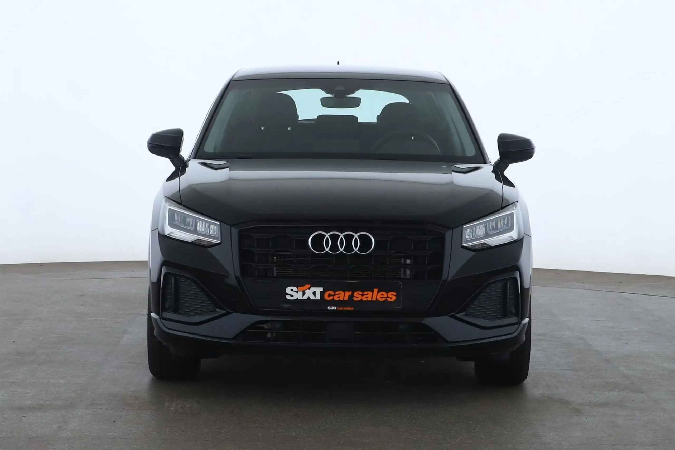 Audi - Q2