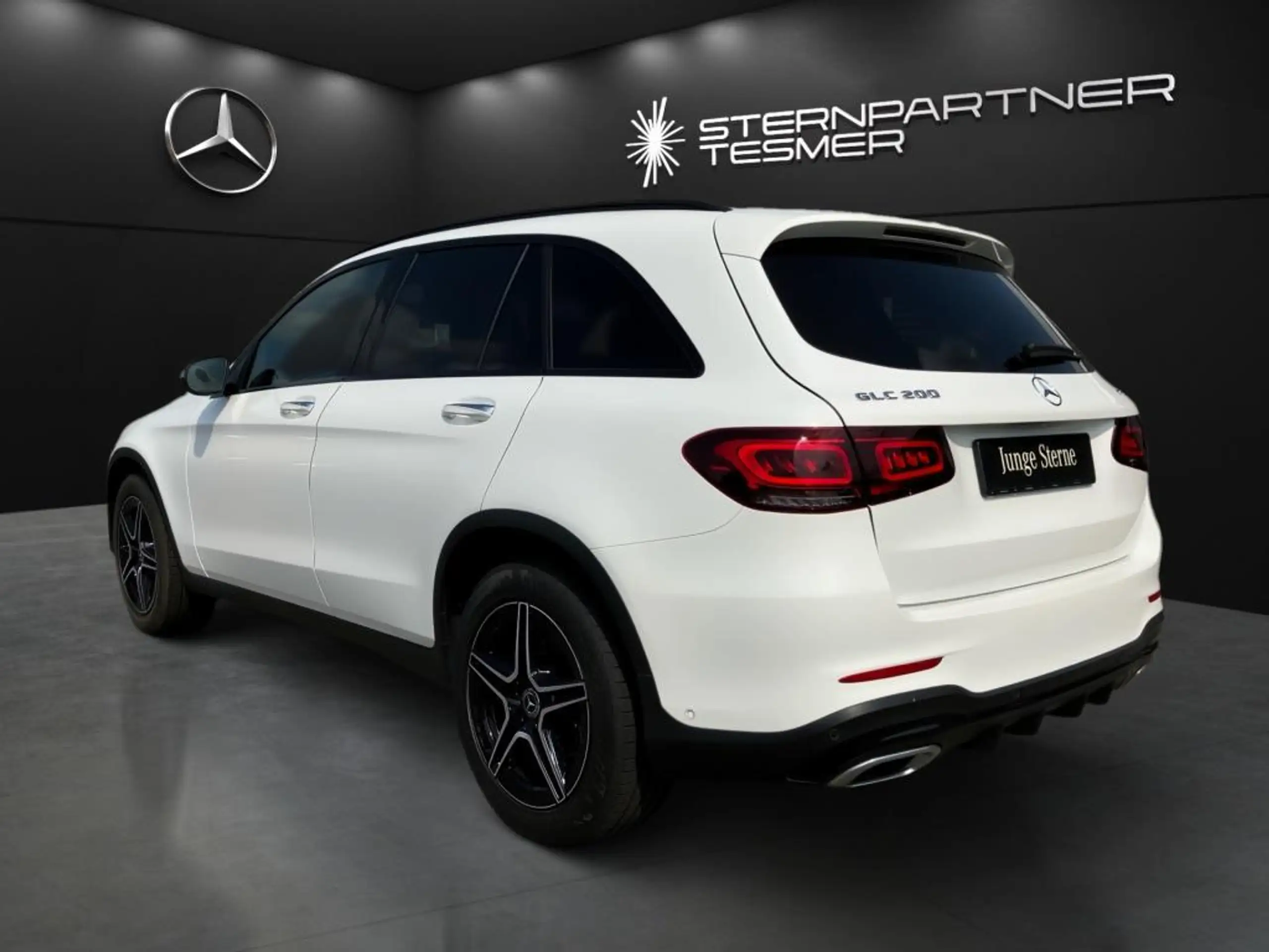 Mercedes-Benz - GLC 200