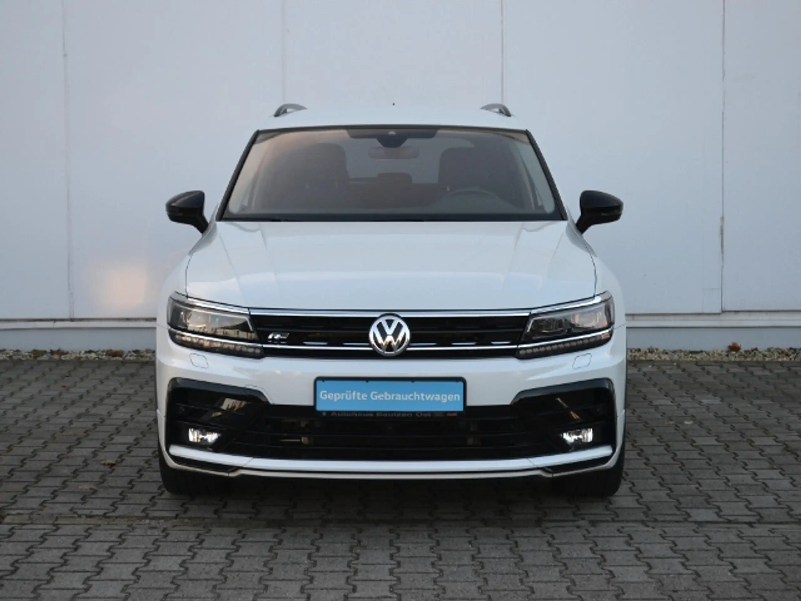 Volkswagen - Tiguan