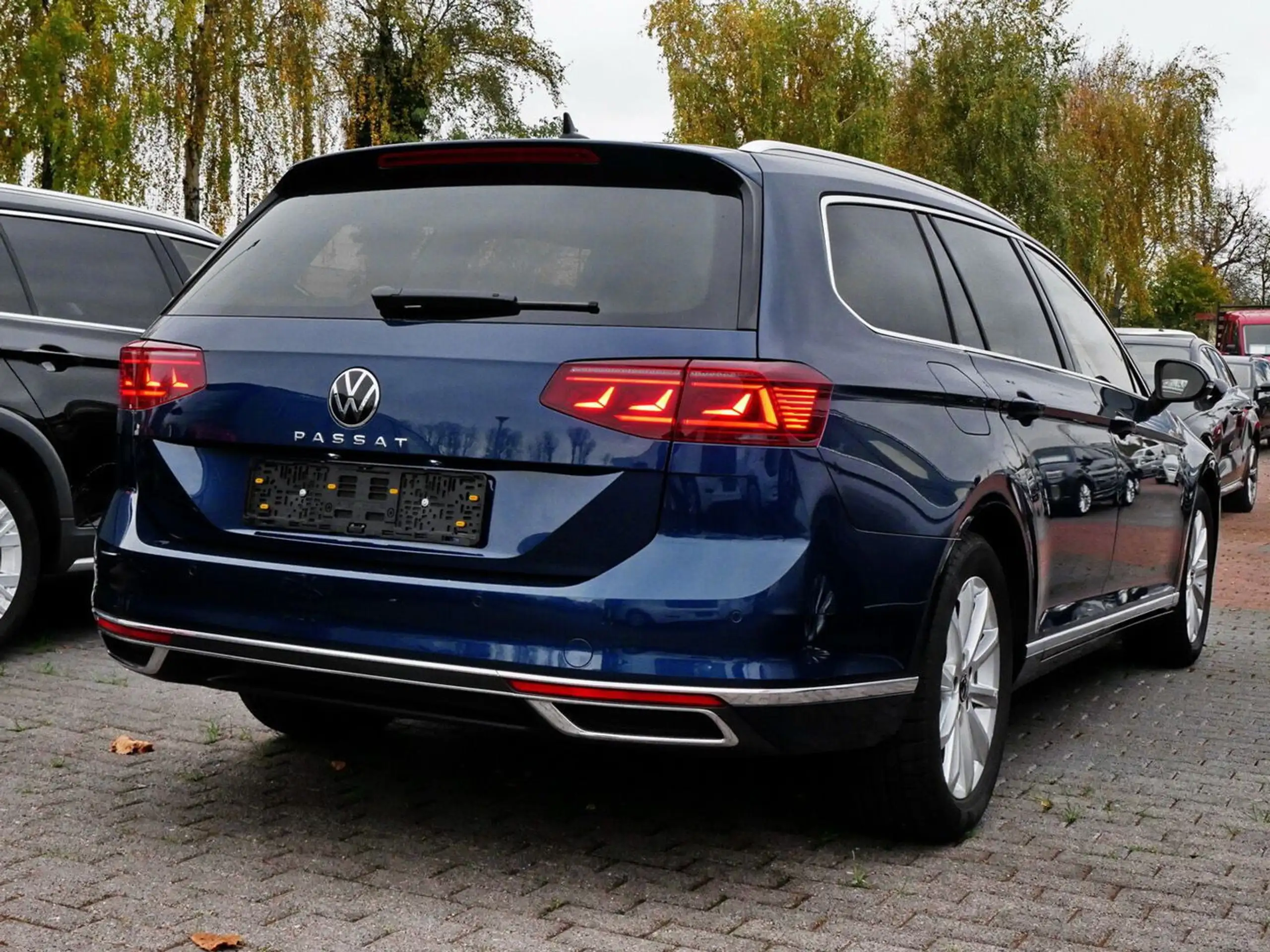 Volkswagen - Passat Variant