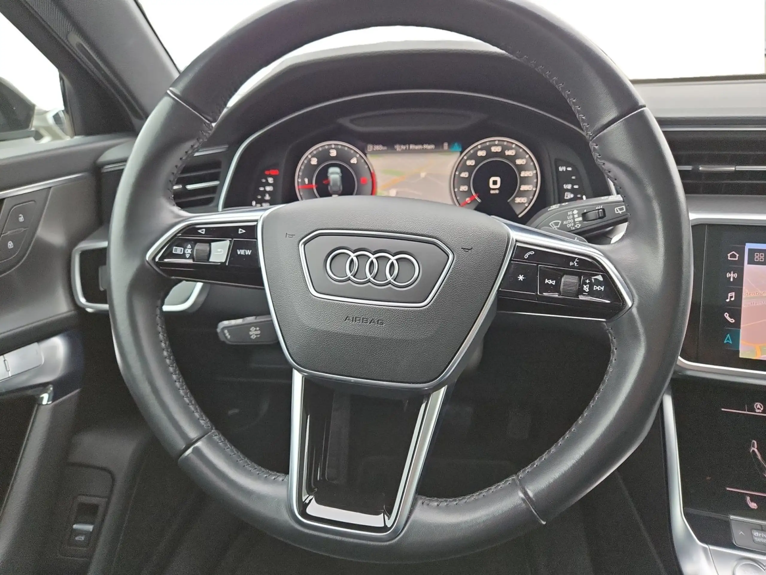 Audi - A6