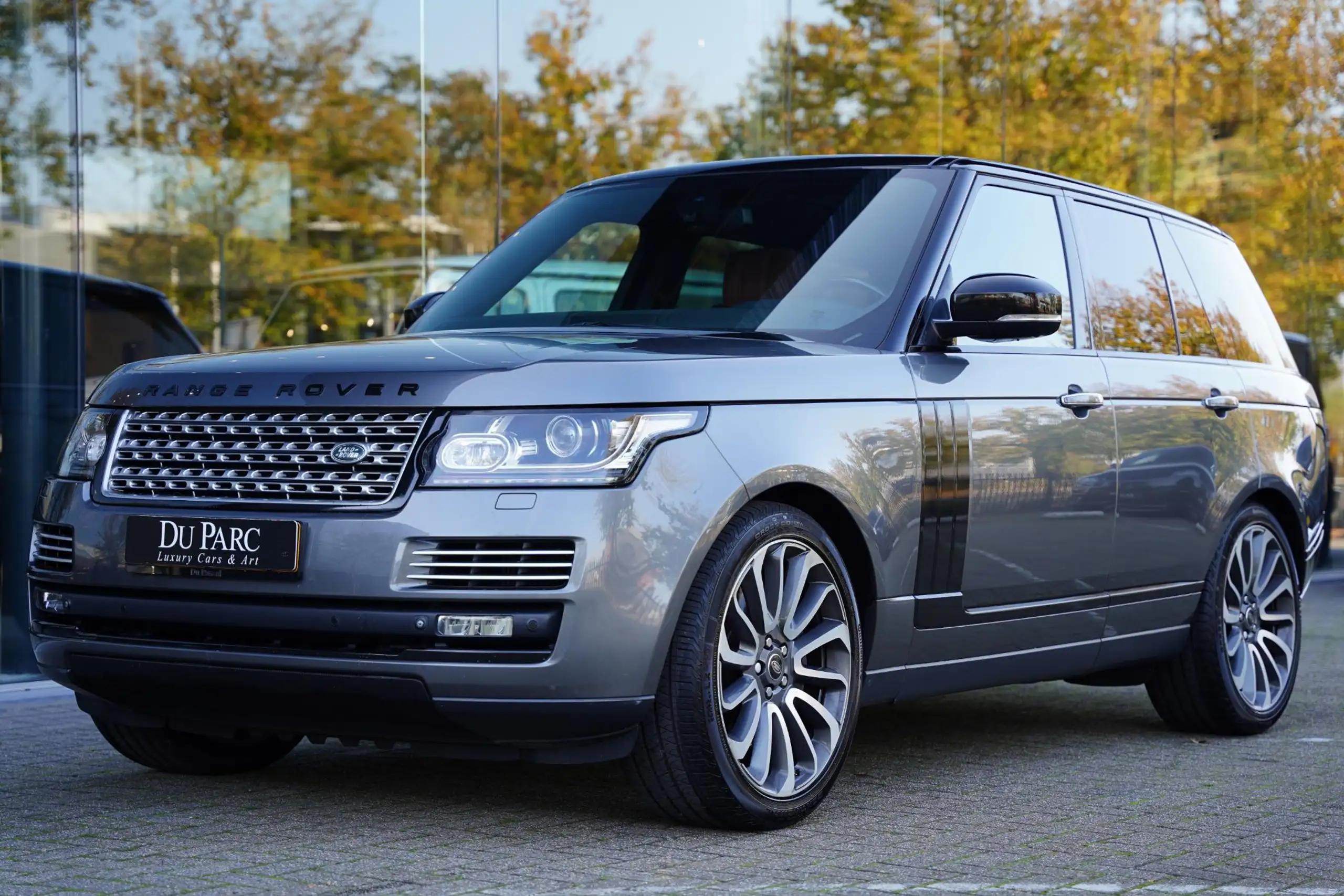 Land Rover - Range Rover