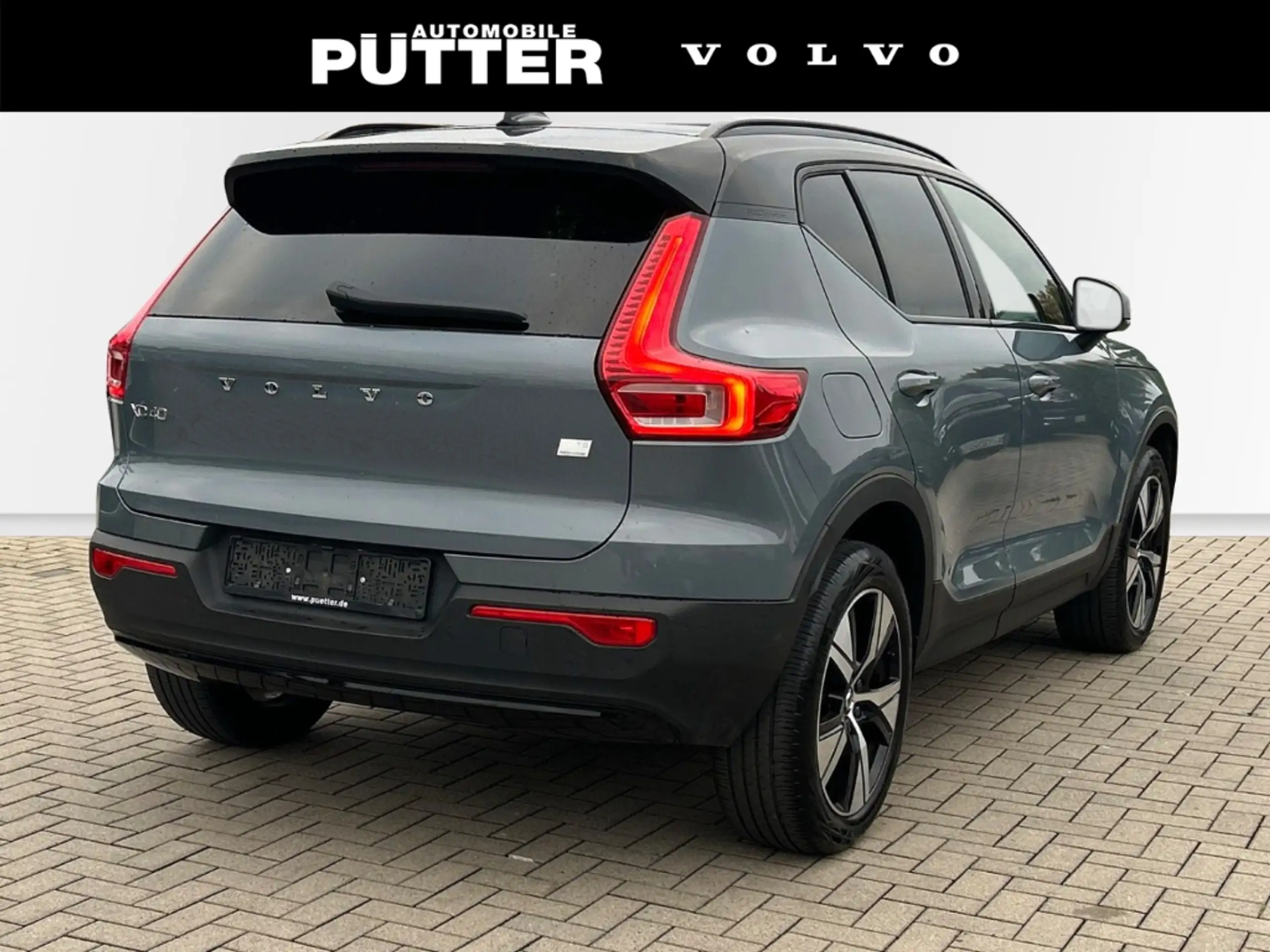 Volvo - XC40