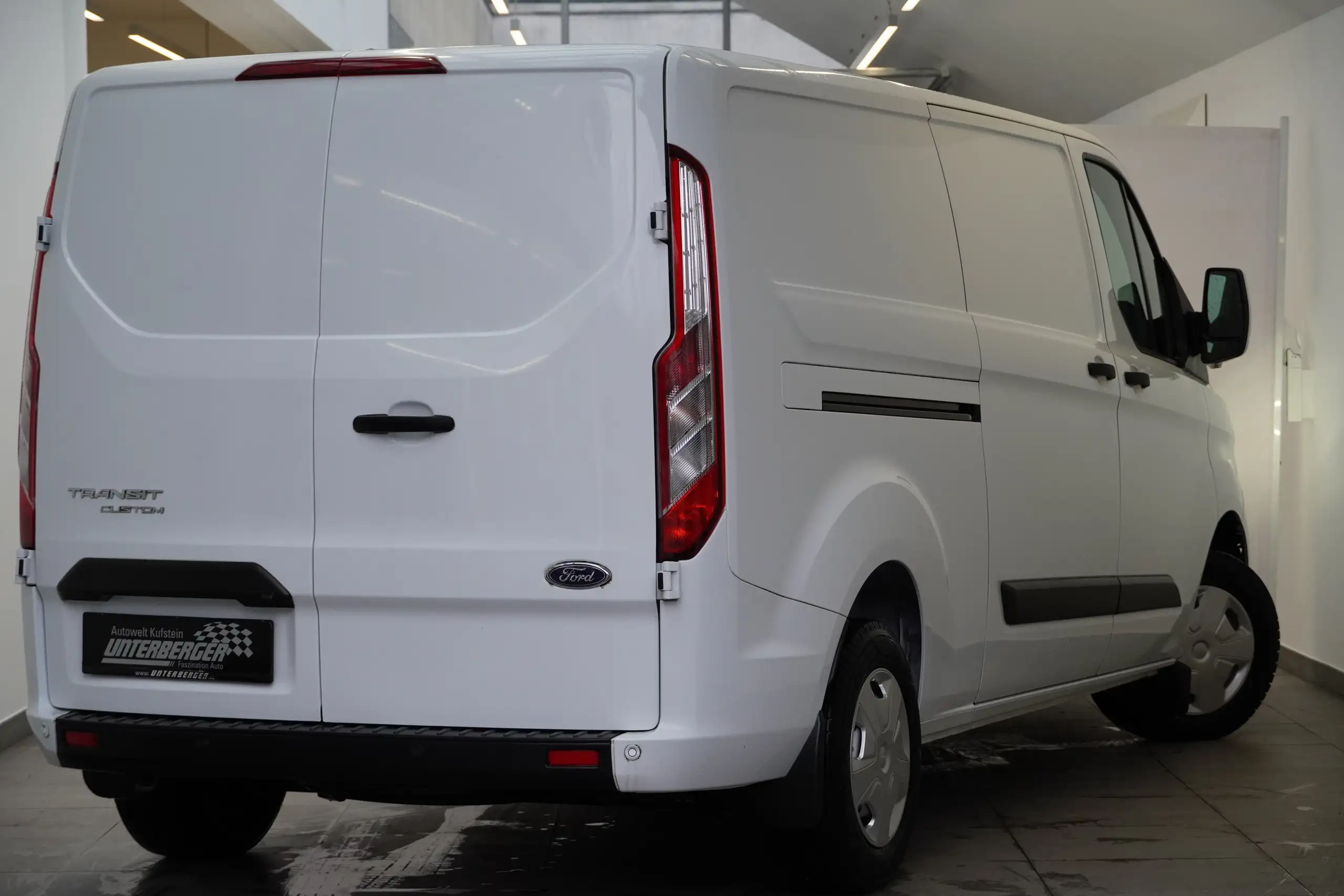 Ford - Transit Custom