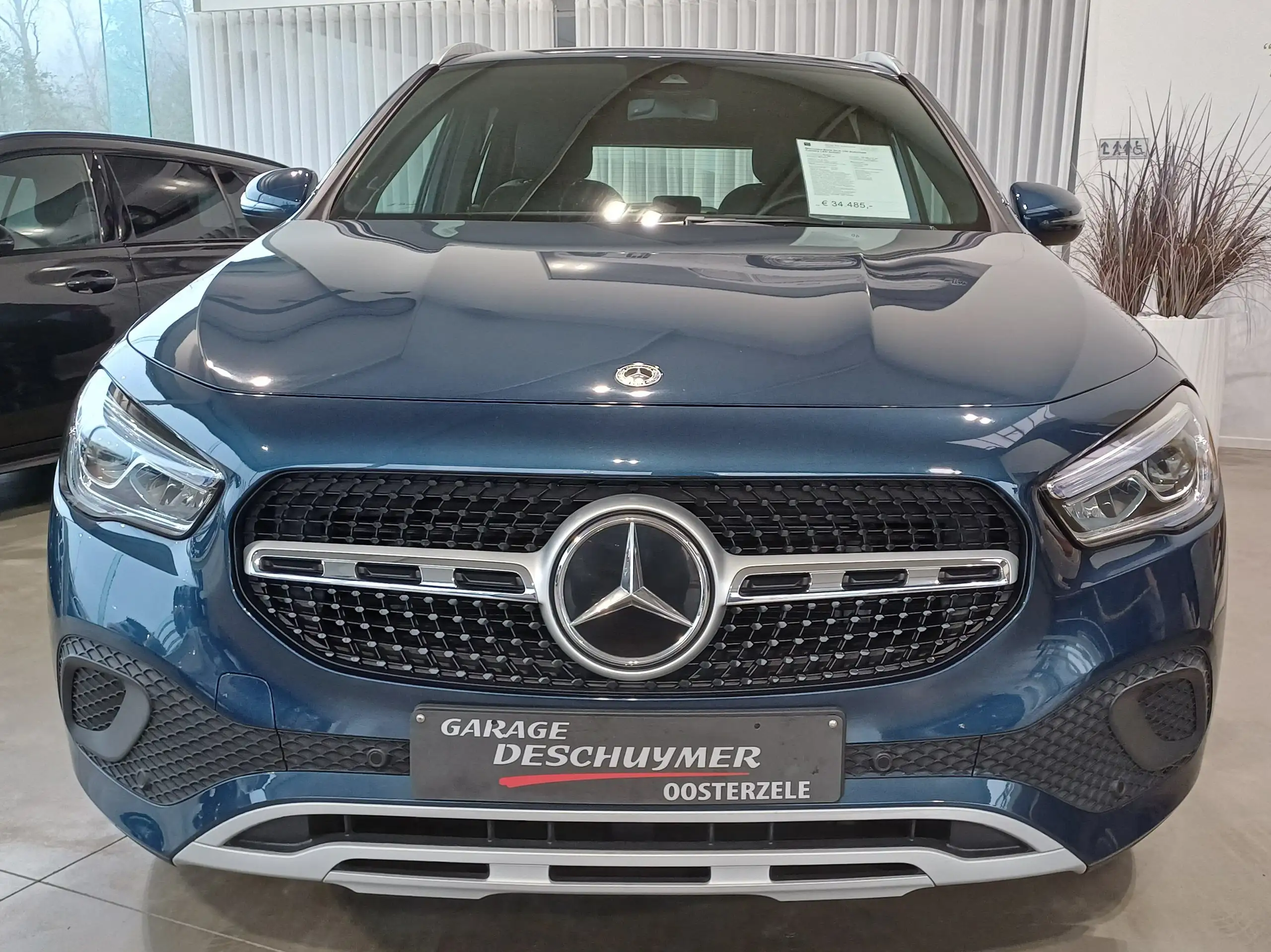 Mercedes-Benz - GLA 180